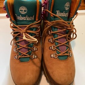 Colorful Timberlands like new! 7.5